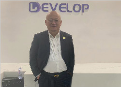 Professor Tong Visited DLdevelop
